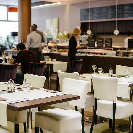 Corso 4* Pécs