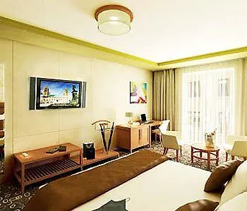 Corso 4* Pécs