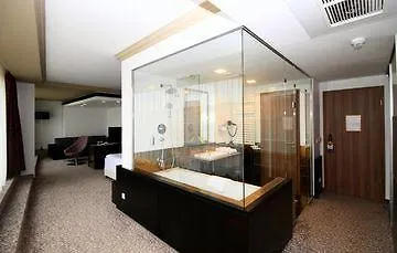 Corso 4*